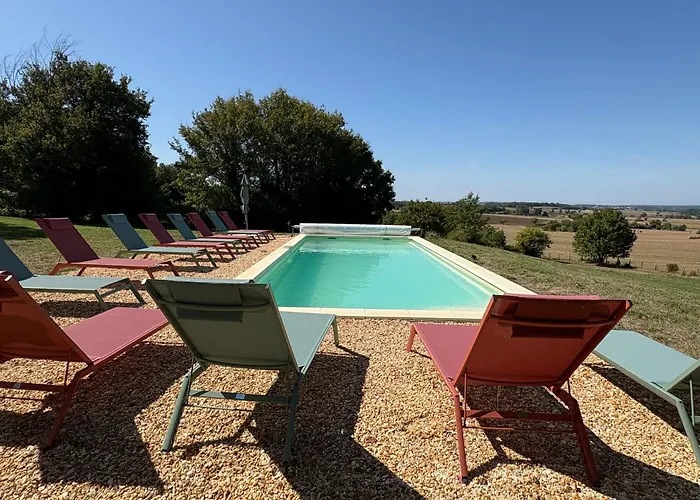 Leynie بيت للعطل *